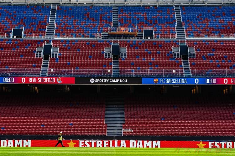 开云体育最新网址：巴萨重返Spotify诺坎普，欧冠之路再燃希望！