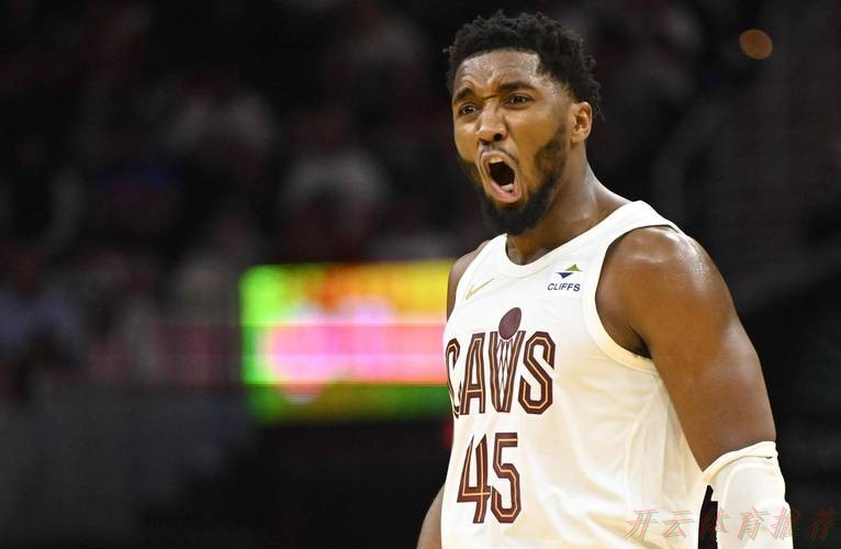 开云体育官方网站：火箭114-104骑士！球员评价：3人优秀4人及格